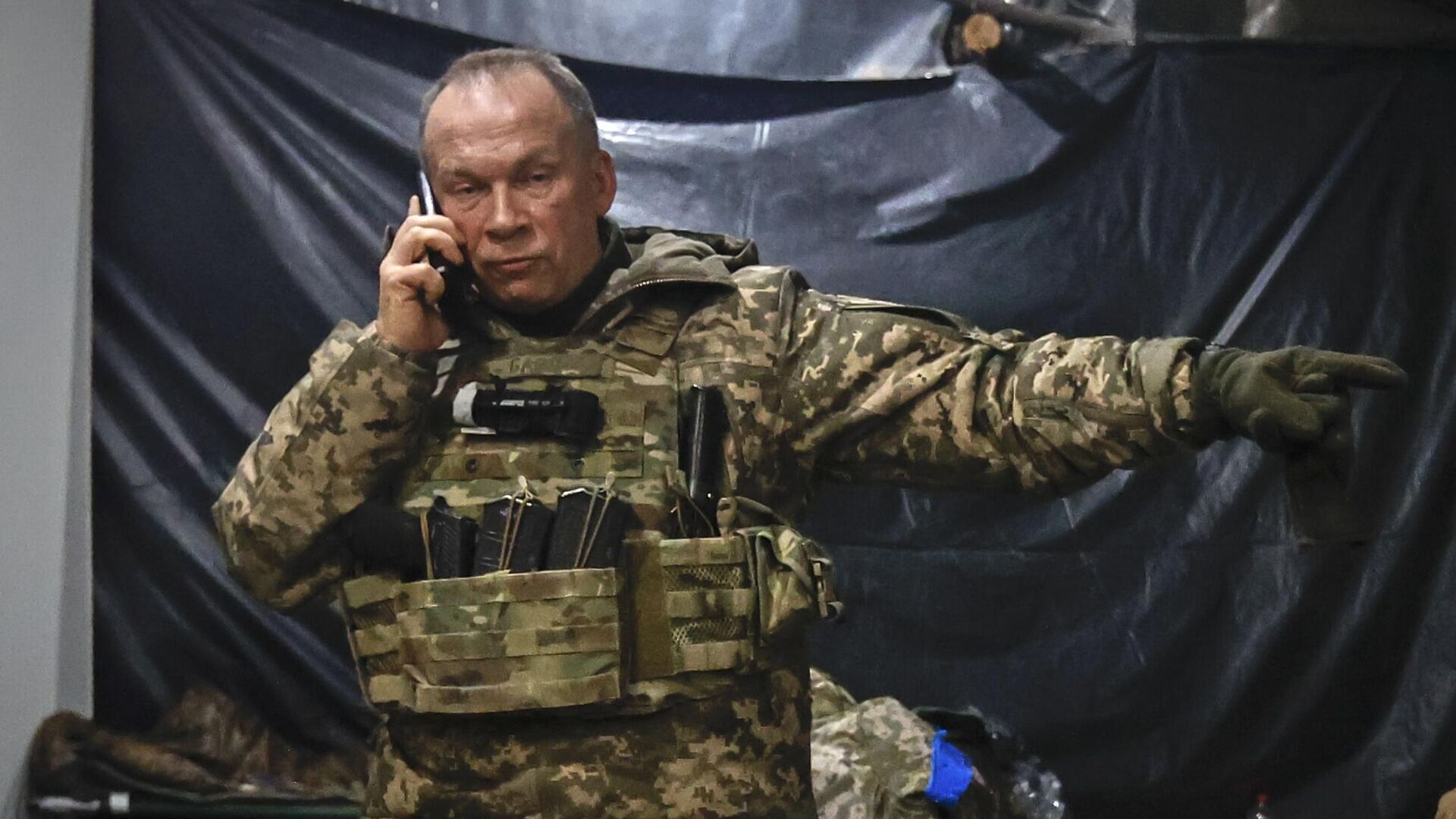 СМИ: в Москве спасли отца главкома ВСУ от смерти